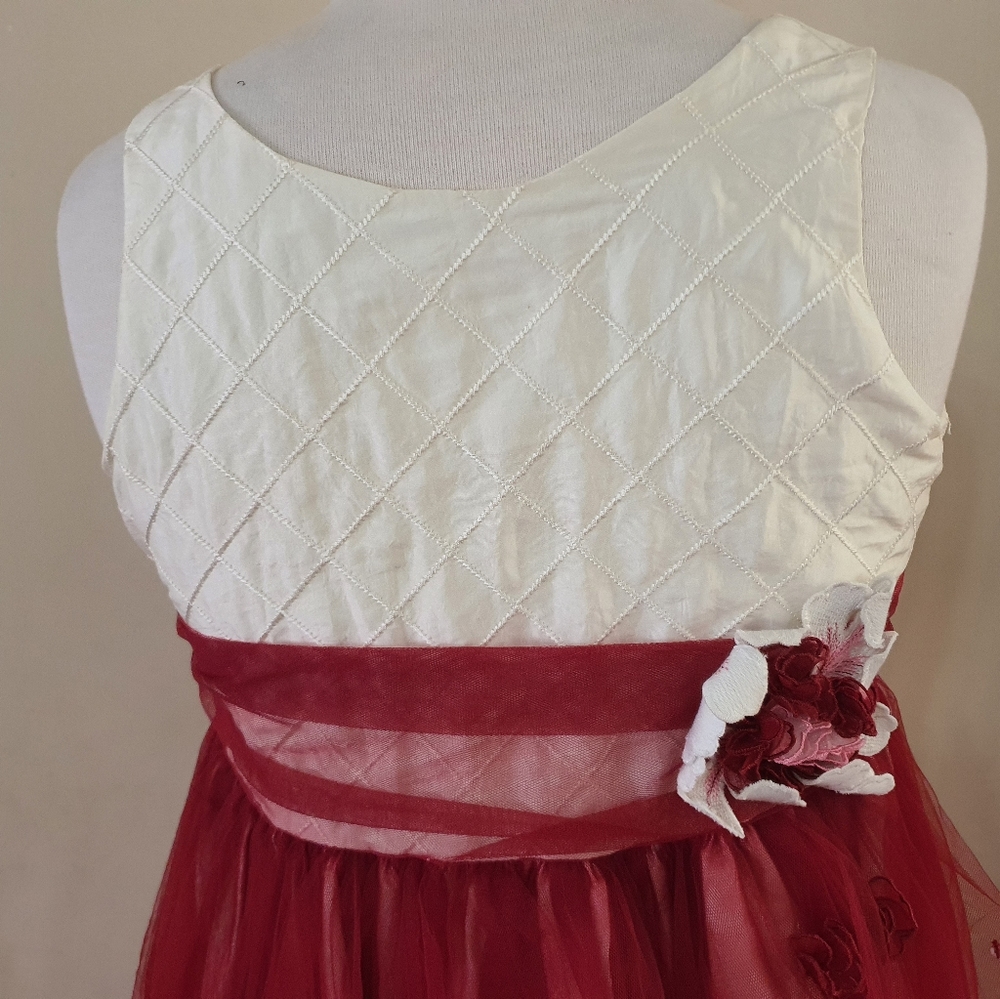 Child's dress - Picture 4 of 4